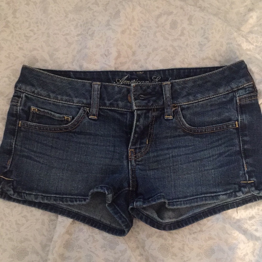 🍓3/$25🍓 low rise denim shorts